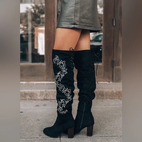 Black Suede Lace Up Back -QUPID Stretchy Over The Knee Boots Size 9M - Picture 3 of 9